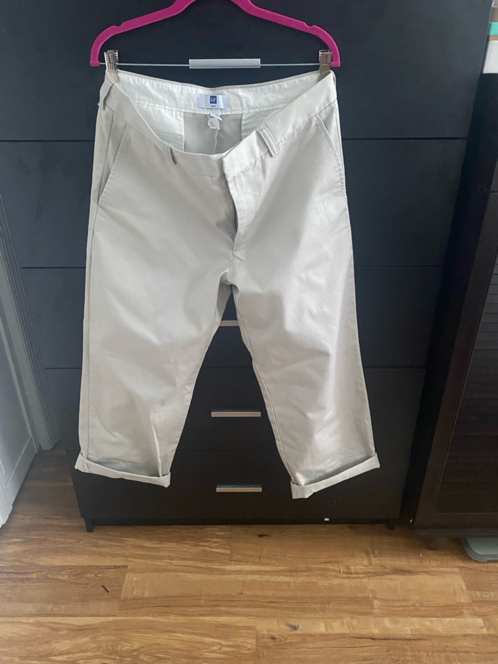 GAP Men's Light Khaki Chino Pants